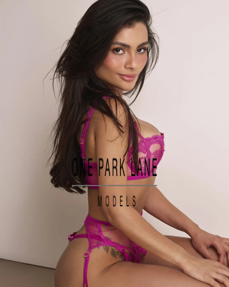 Image #5 of Gabby