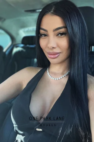 Image #3 of Nicole
